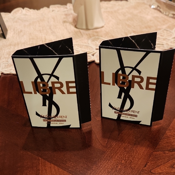 Yves Saint Laurent Intense Mini Spray - Picture 1 of 4